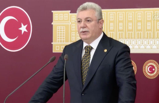 Öğrenci affı çıkıyor!.. AK Parti Grup Başkanvekili Akbaşoğlu duyurup tarih verdi