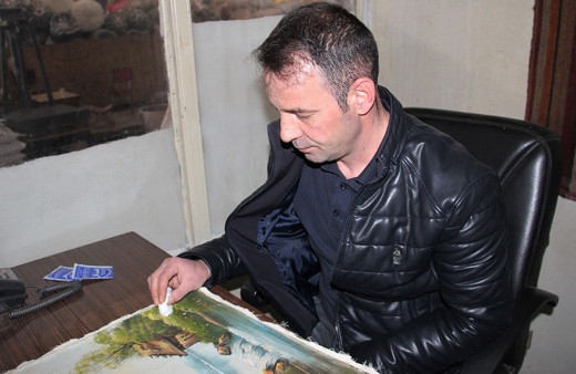 Tablosunun Dali'ye ait olduğunu söyleyen şahıs tabloyu 5 milyon Euro'ya satışa çıkardı.