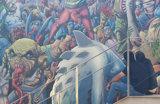 İBB'nin Müze Gazhane'deki dehşetli duvar görsellerine tepki yağdı! Gece yarısı apar topar kaldırıldı