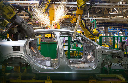 Rusya Renault'un Rusya'daki tüm fabrikalarına el koydu arabanın adını Moskoviç yaptı