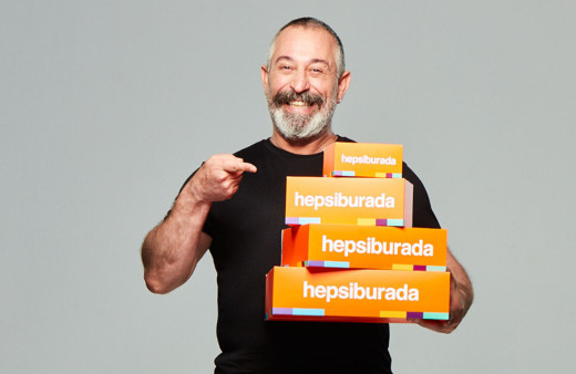 Cem Yılmaz’dan konuklarına Hepsiburada tavsiyesi