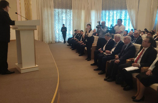 Azerbaycan'da Erzincan Binali Yıldırım Üniversitesi öğretim üyesi Ali Kafkasyalı'ya fahri diploma