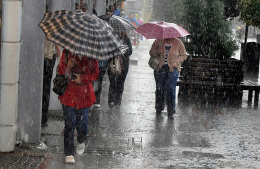 Kuvvetli sağanak geliyor! Meteoroloji dört kenti uyardı