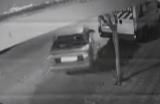 İstanbul'da sahibinin çalıştırmakta zorlandığı otomobili saniyeler içinde çaldı