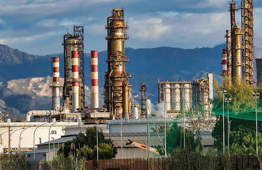 Brent petrolün varil fiyatı yükselişte piyasalar tedirgin