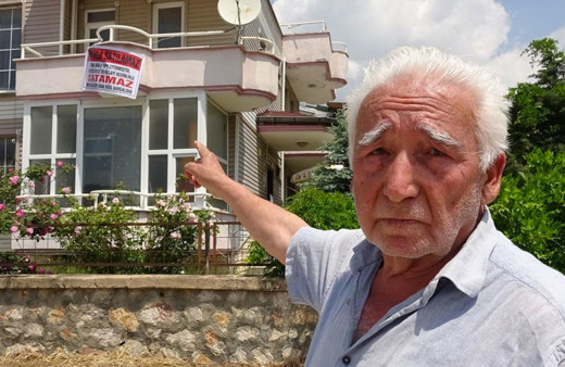 Tokat'ta 3 katlı villaya asılan yazıyı görenler evi almaktan vazgeçiyor
