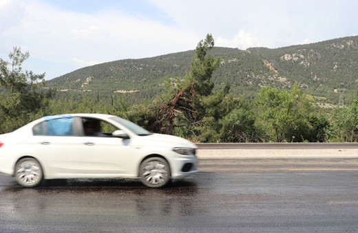 Sıcak hava asfaltı eritti! Meteoroloji Uzmanı Orhan Şen açıkladı asıl o gün kavrulacağız