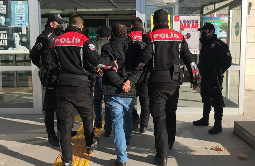 Elazığ’da 18 yıllık cinayet çözüldü! Bıçakla öldürüp parçalara bölerek gömmüşler