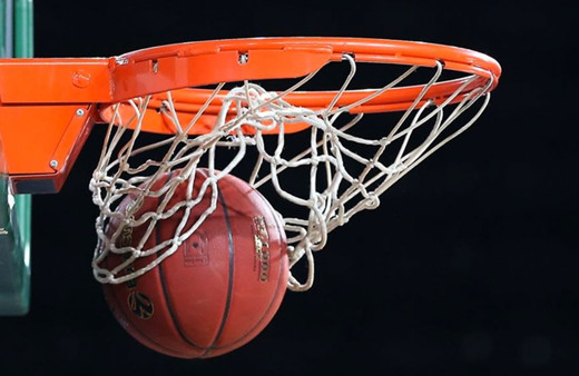 Fenerbahçe Beko Darüşşafaka'yı farklı geçti adını finale yazdırdı