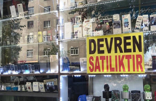 Diyarbakır'da dükkanı defalarca soyulan esnaf iş yerini satılığa çıkardı
