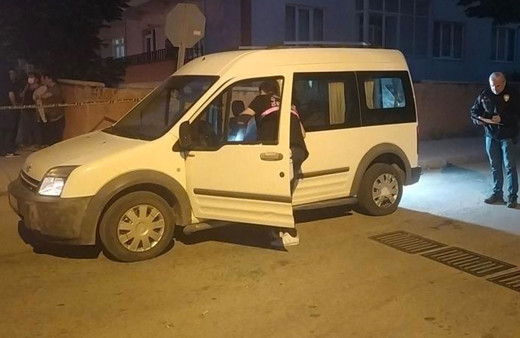 Çorum'da enişte dehşet saçtı eşini darp etti tepki gösteren baldızını tabancayla öldürdü