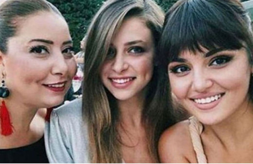 Hande Erçel'i hüngür hüngür ağlatan teşekkür! Sende annemi görüyorum