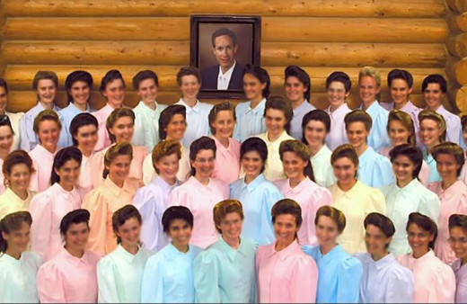 Sahte peygamber harem kurmuş! 78'den fazla eşi var, 24'ü 17 yaşından küçük...