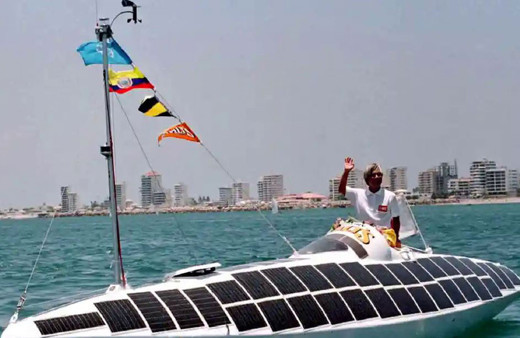 83 yaşındaki Japon Horie Keniçi, Pasifik'i yat üzerinde tek başına geçti