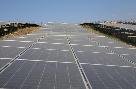 Her ay 1 milyon 250 bin lira para akıyor ot bitmeyen tarlayı güneş enerjisine çevirdi