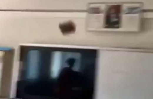 Kur’an-ı Kerim'e tekme atan lise öğrencisi olay yarattı