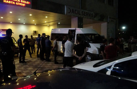Kayısı kavgası hastaneyi karıştırdı: 2'si polis 6 yaralı, 13 gözaltı