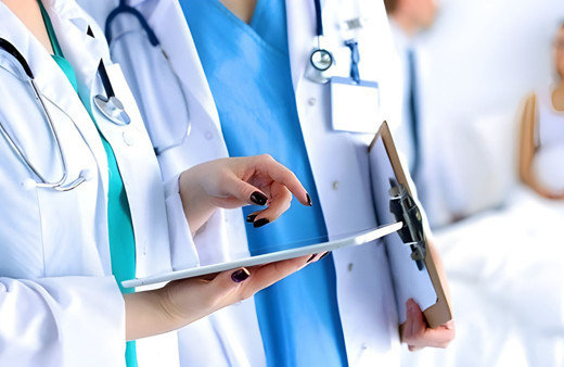 Doktor ve diş hekimlerini ilgilendiren teklif Plan ve Bütçe Komisyonundan geçti