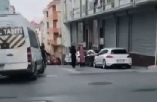 Hafıza kaybı yaşayan kadını tedavi etmek için silahlı saldırı düzenlendiler