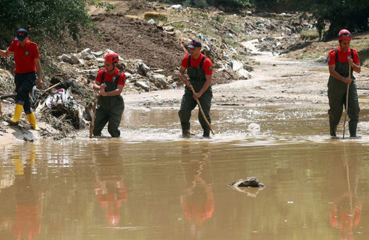 Ankara'da selin faturası artıyor, 3 kişi öldü 1 kişi kayıp! Meteoroloji uyardı: Daha beteri geliyor