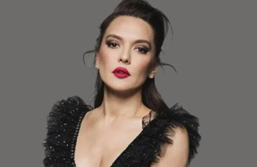 Şehit haberlerini duyan Demet Akalın bakın nasıl hamle yaptı!