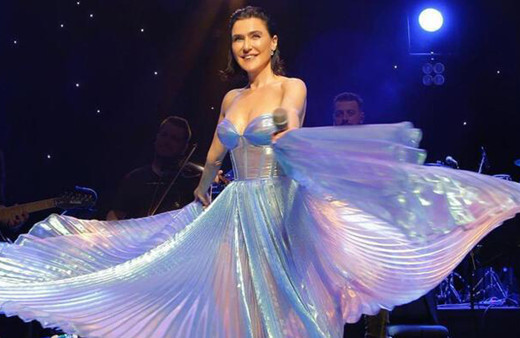 "Orkestram zam istiyor" dedi! Şevval Sam'ı seyirci alkış yağmuruna tuttu