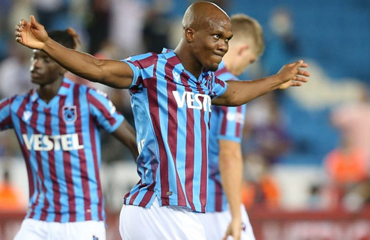 Trabzonspor'da hareketli saatler! Anthony Nwakaeme takımdan ayrıldığını açıkladı