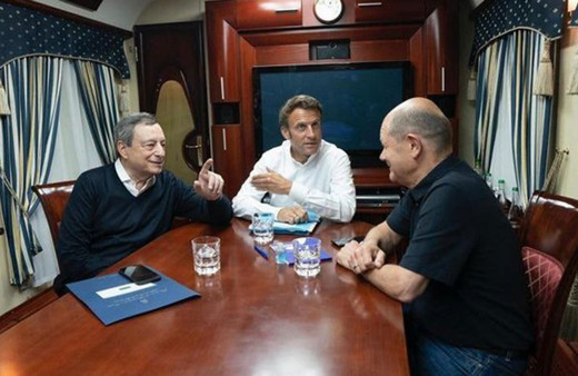 Almanya, Fransa ve İtalya liderleri trenle Ukrayna'ya gidiyor! Kiev'e doğru yola çıktılar işte o anlar