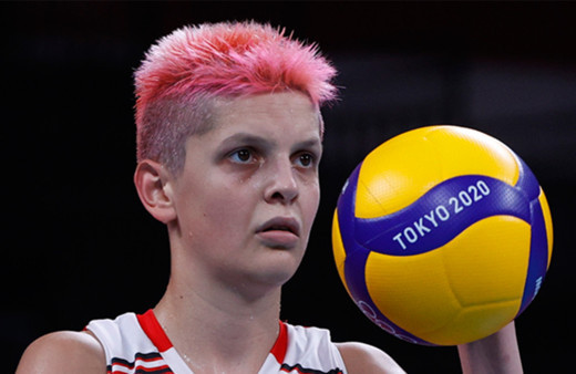 Böyle bir değişim yok! Pembe saçlı Ebrar Karakurt'un yıllar önceki hali sosyal medyayı salladı