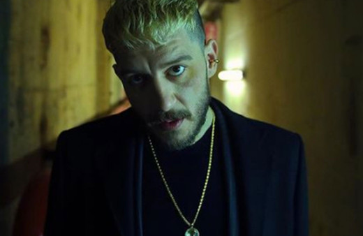 Esra Şancı'nın Uraz Kaygılaroğlu'nun slip mayosuna yaptığı yoruma Uraz Kaygılaroğlu'ndan olay yanıt!