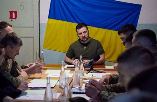 Ukrayna'da Odessa'yı ziyaret eden Zelenski'den kritik açıklamalar