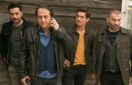 Lenf kanserine yakalanmıştı! Arka Sokaklar'ın yıldızı Boğaç Aksoy oyunculuğu bırakıp bakın hangi şehre yerleşti!