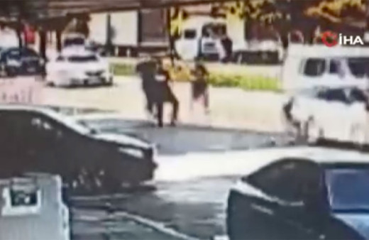 Avcılar'da cinayet anı kamerada! Korsan takside kurşunlanarak öldürülmüştü