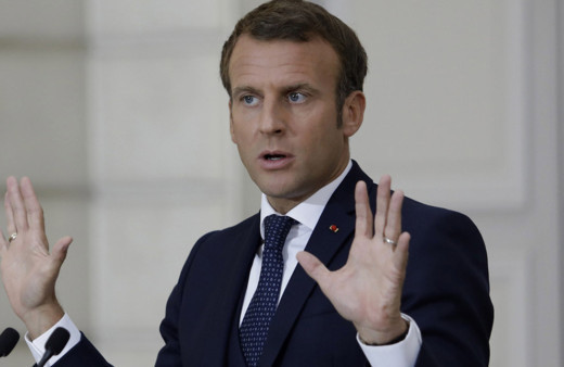 Macron, Başbakanın istifasını reddetti