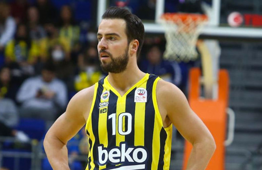 Melih Mahmutoğlu 2 yıl daha Fenerbahçe Beko’da