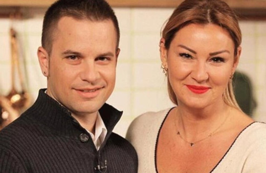 Pınar Altuğ'un spor paylşımları sosyal medyaya damga vurdu! Kocası Yağmur Atacan alay konusu oldu!