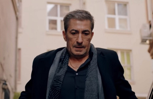 Kırmızı Oda'nın Delikanlı Sadi'si Erkan Petekkaya kalp krizi geçirdi! Son durumu merak konusu oldu!