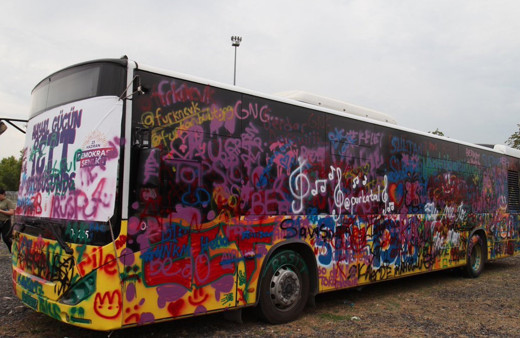 İBB, Yenikapı'da otobüs boyama etkinliği düzenledi