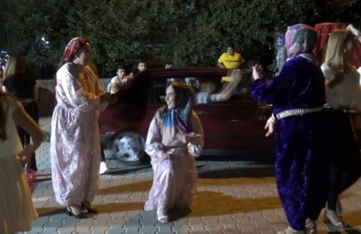 Kimse ne olduğunu anlayamadı! Konya'da otomobil düğün alanına daldı, yaralılar var