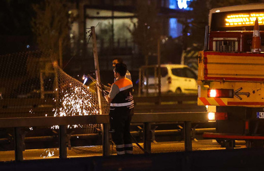 İBB'nin metrobüs yolundaki 'beyaz yol' çalışması başladı! Metrobüs yolu kapanacak mı?