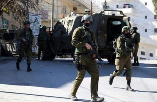 İşgalci İsrail güçleri Batı Şeria'da 20 Filistinliyi gözaltına aldı