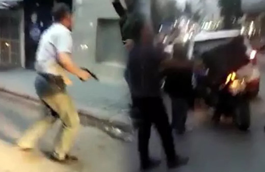 Ankara'da otomobil sürücüsü kuryeye silah kabzası ile saldırdı