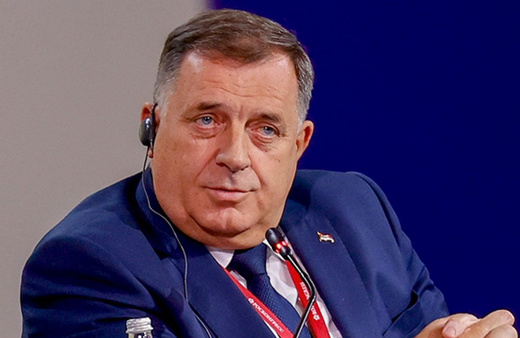 Bosna Hersek Anayasa Mahkemesi ayrıklıkçıların önünü kesti Sırp lider tehdit etti