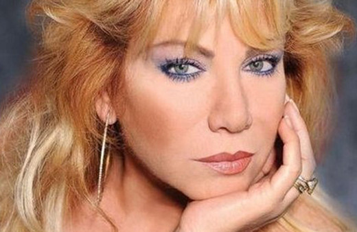 Nil Burak'ın hastalığı ne? : 74 yaşındaki Nil Burak : "Tükürüğümü bile yutamıyorum"