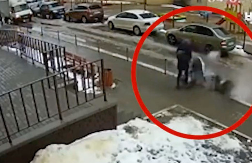 17 kattan atlayan adam 5 aylık bebeğin üzerine düştü! İkisi de öldü