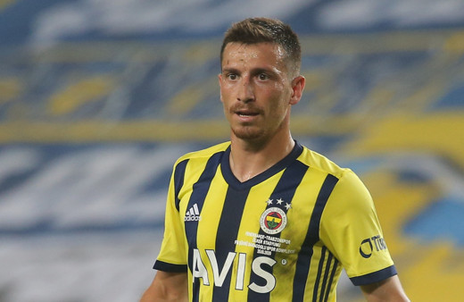 Fenerbahçe'de Mert Hakan şoku! Avusturya kampından ayrıldı