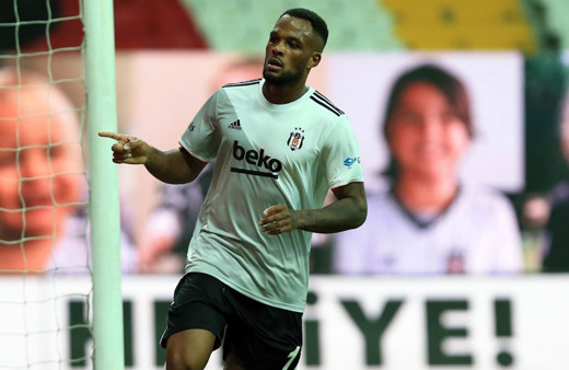Cyle Larin, Beşiktaş'a veda etti! "Desteğiniz için minettarım"