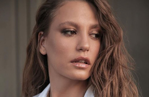 Sadece arkadaş değillermiş! Umut Evirgen beklenen romantik paylaşımı yaptı, Serenay Sarıkaya'ya ilanı aşk etti