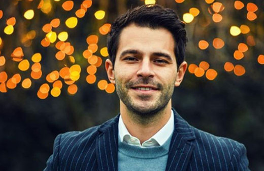 Hakan Sabancı çapkınlığı hız kesmeden devam ediyor! Yeni aşkı Cece'yle tatilde yakalandı