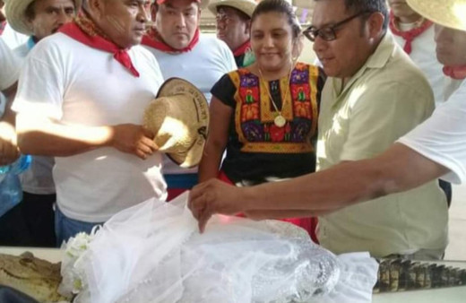 Meksika'da 'yok artık' dedirten gelenek! Öyle bir şeyler evlendi ki...